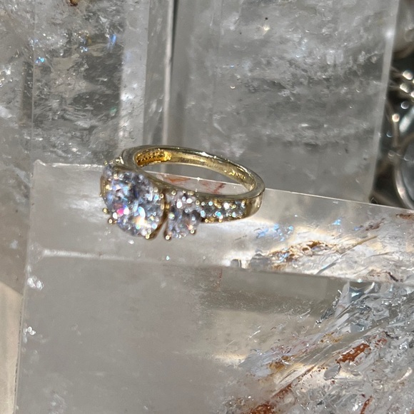 Three Stone Diamond 10k gold plated over 925 sterling silver ring size 5 - Picture 3 of 10